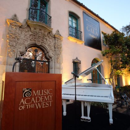 https://www.steinway.com/zh_CN/news/features/maw-gala