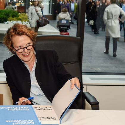 https://www.steinway.com/zh_CN/news/features/selldorf-architects-book-signing