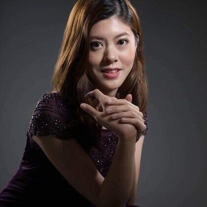 https://www.steinway.com/artists/wai-yin-wong